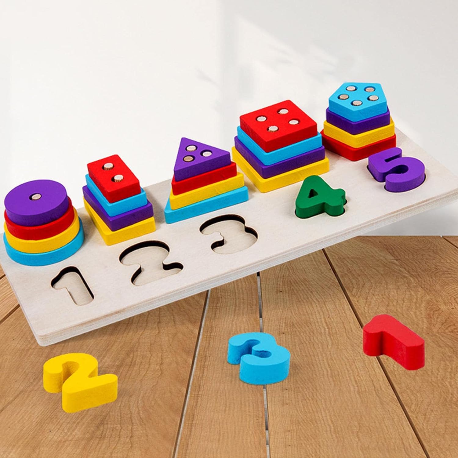 دراسة الاشكال الهندسية والالوان والارقام